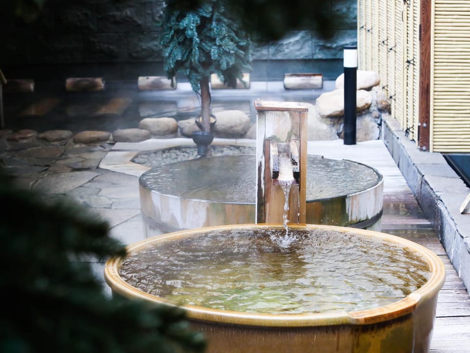 Open Air Bath, Public Bath