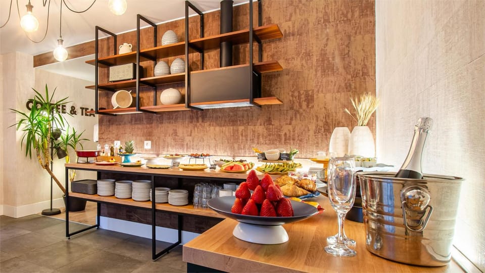Food and drinks, Breakfast, Buffet breakfast