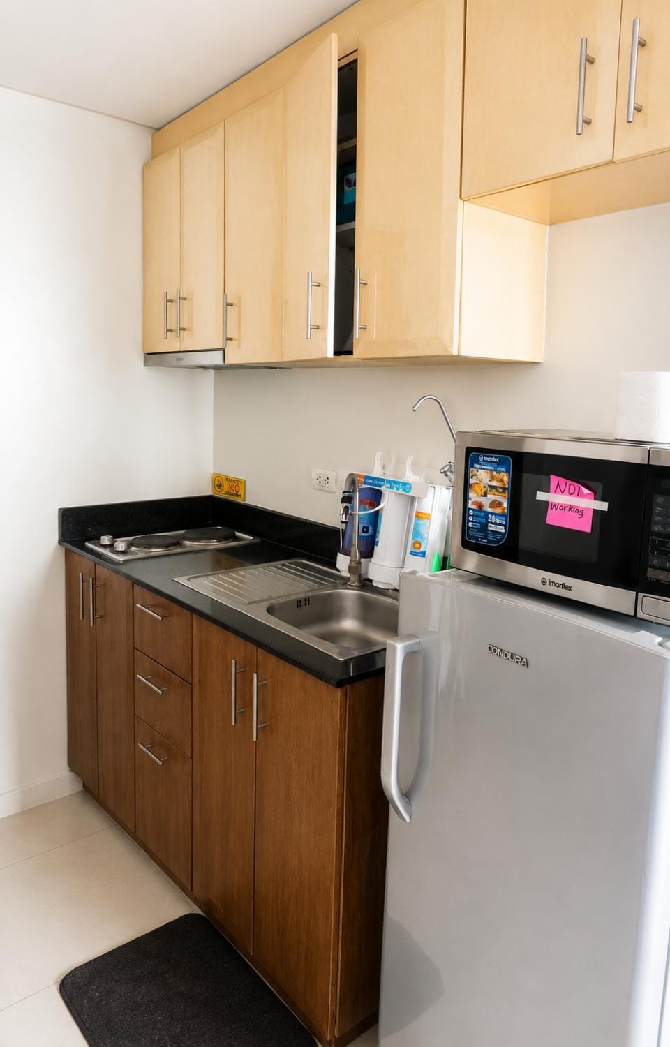 Cozy Layover Condo 8-min Walk to Terminal 3 Apartment in Pasay