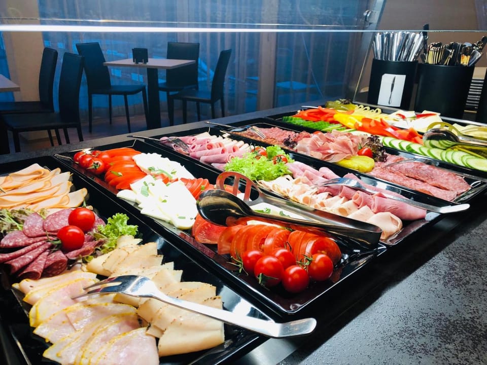 Food close-up, Continental breakfast