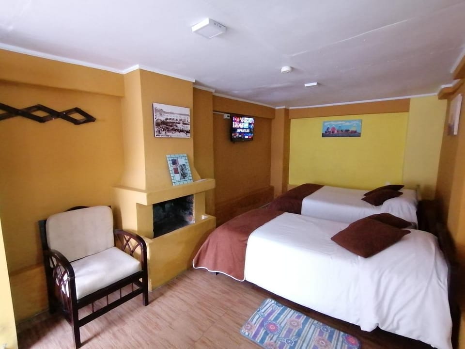 Bed, TV and multimedia, Photo of the whole room