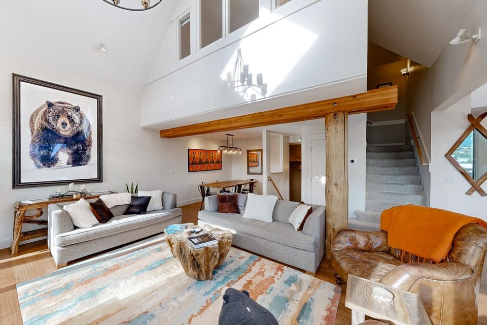 Saddle Ridge A5 House in Big Sky
