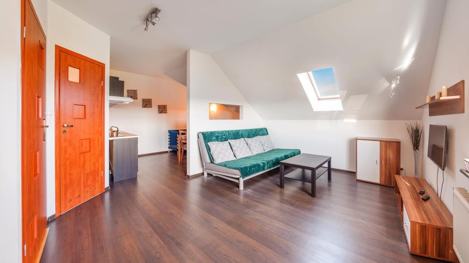 Living room, Photo of the whole room, Seating area