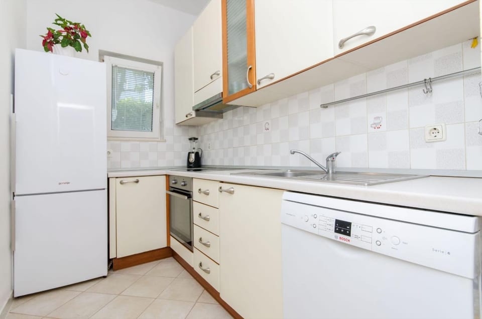 Coffee/tea facilities, Kitchen or kitchenette
