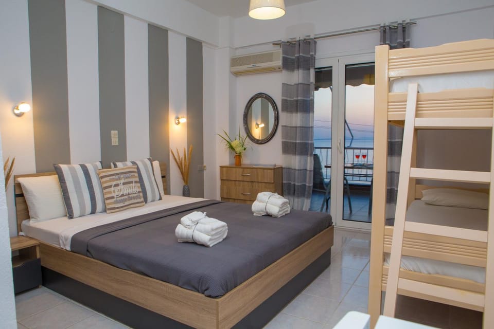 Bed, Photo of the whole room, Bedroom, bunk bed