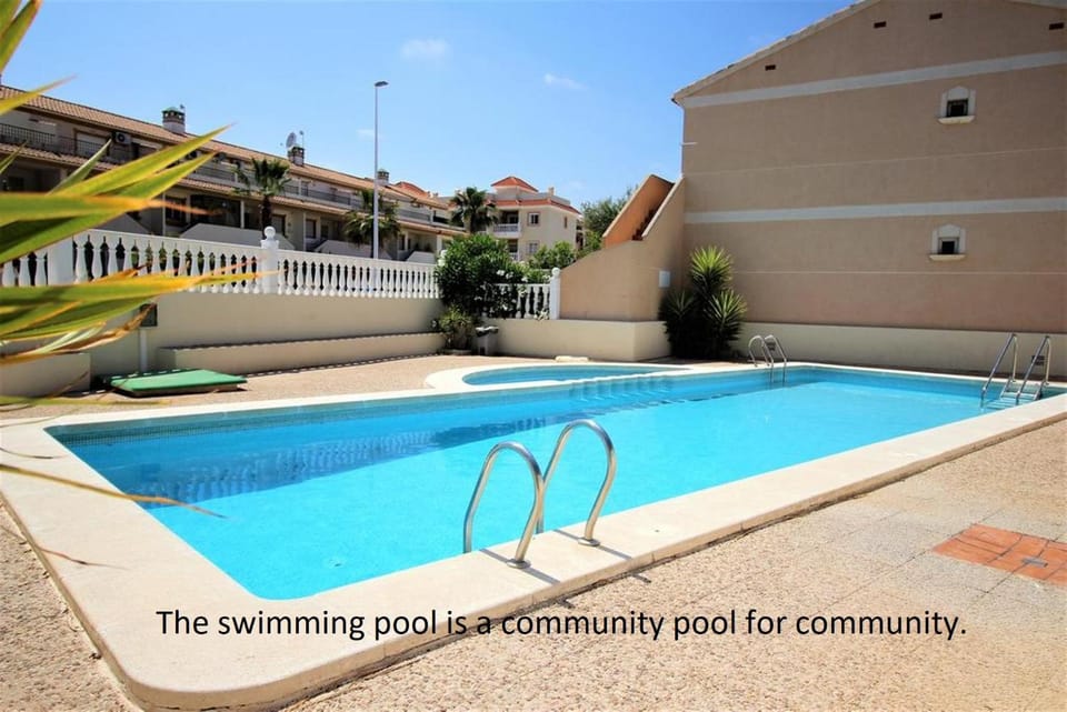 Communal lounge/ TV room, Swimming pool