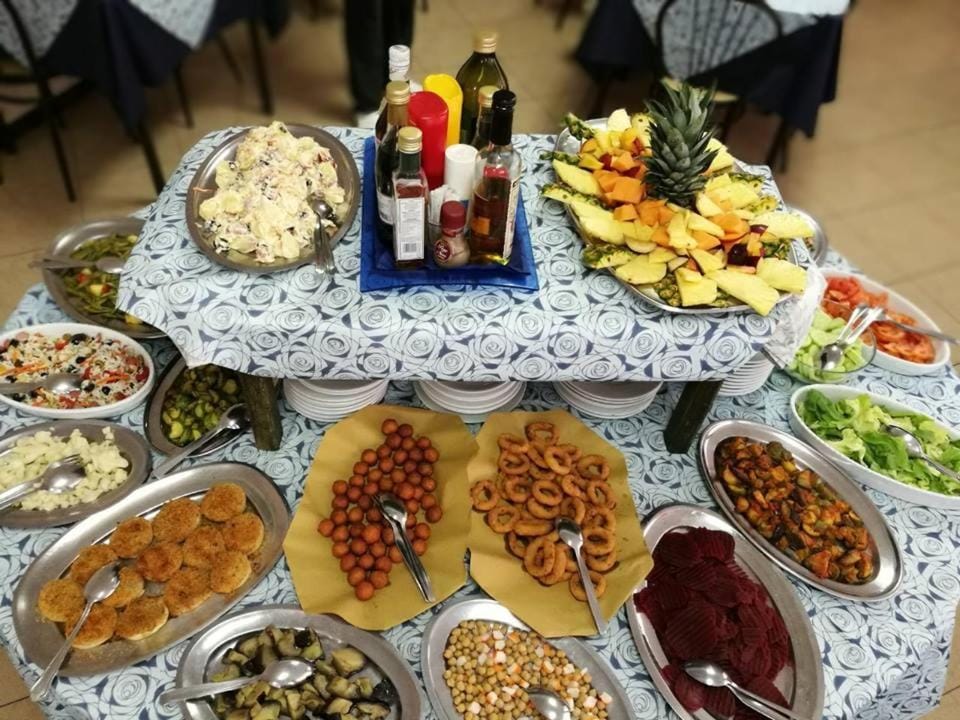 Food and drinks, Food, Lunch, Dinner