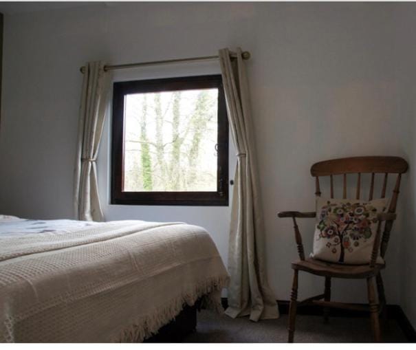 Arrowwood Self Catering (Wagtail and Nuthatch) House in Wales