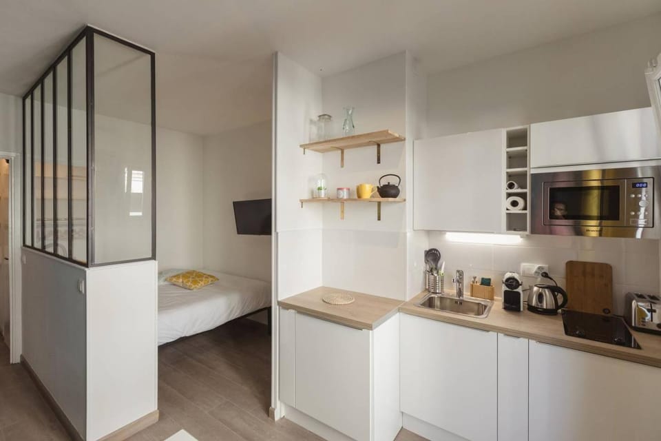 Bed, Kitchen or kitchenette, Other, Decorative detail, Bedroom