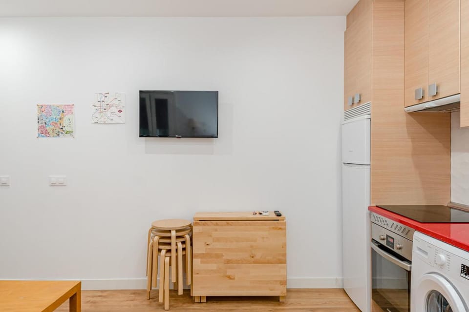 TV and multimedia, Living room, Dining area, Area and facilities, Area and facilities, stove, kitchen