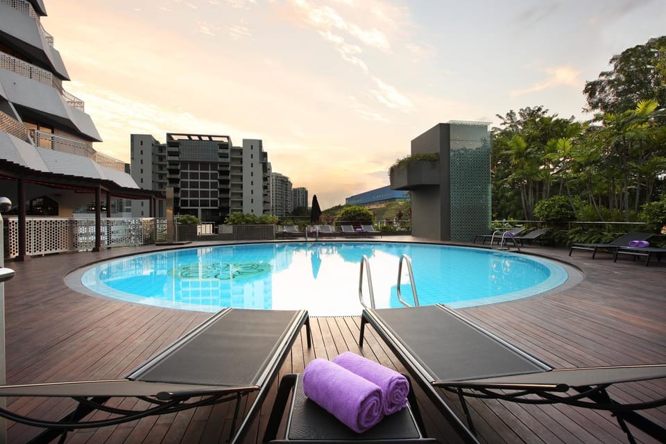 Swimming pool