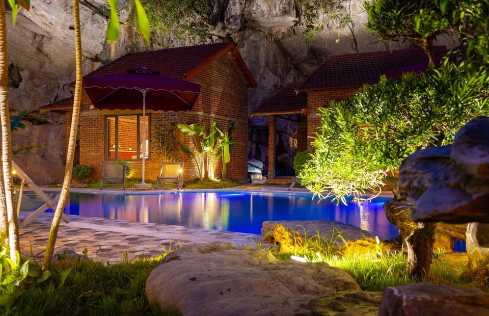 Property building, Day, Night, Garden, Garden, Balcony/Terrace, Garden view, Pool view, Swimming pool, Swimming pool