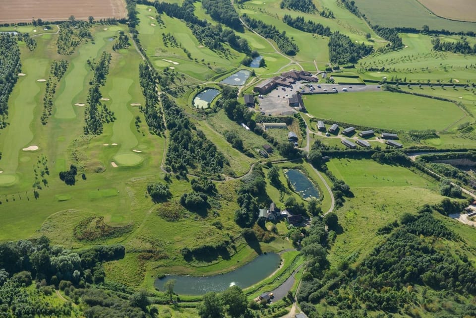 Natural landscape, Bird's eye view, Golfcourse, Area and facilities