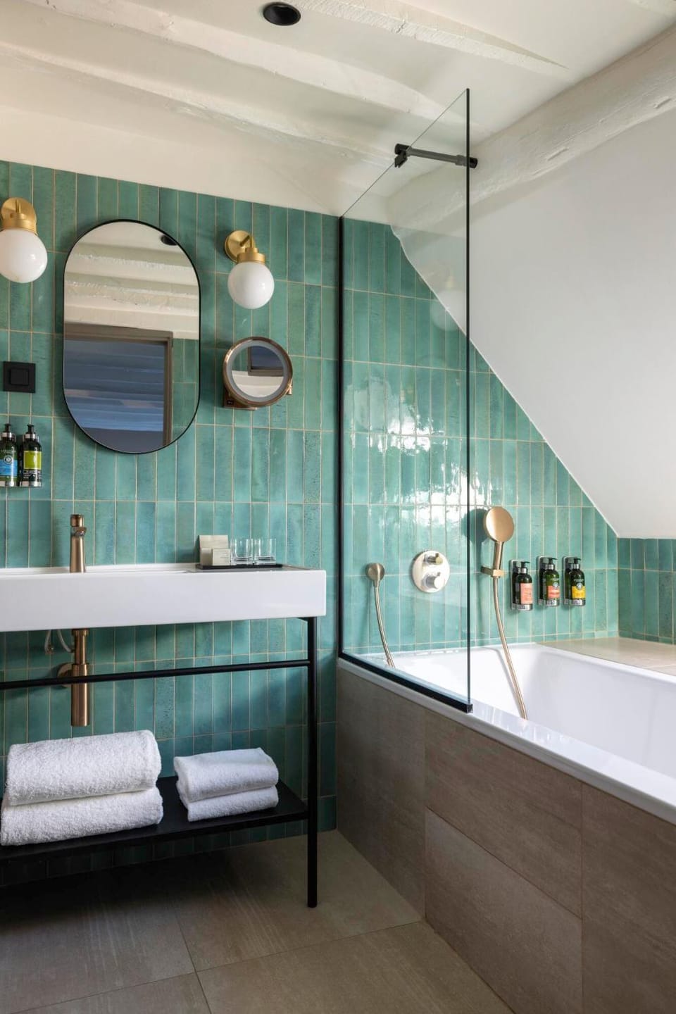 Bathroom, Bath