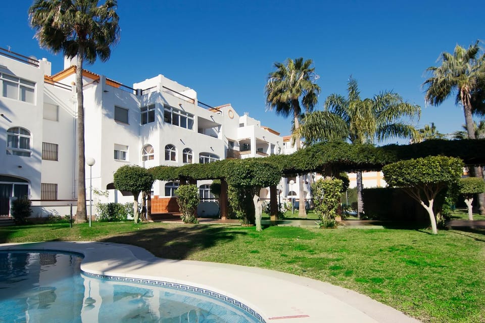Garden, Swimming pool