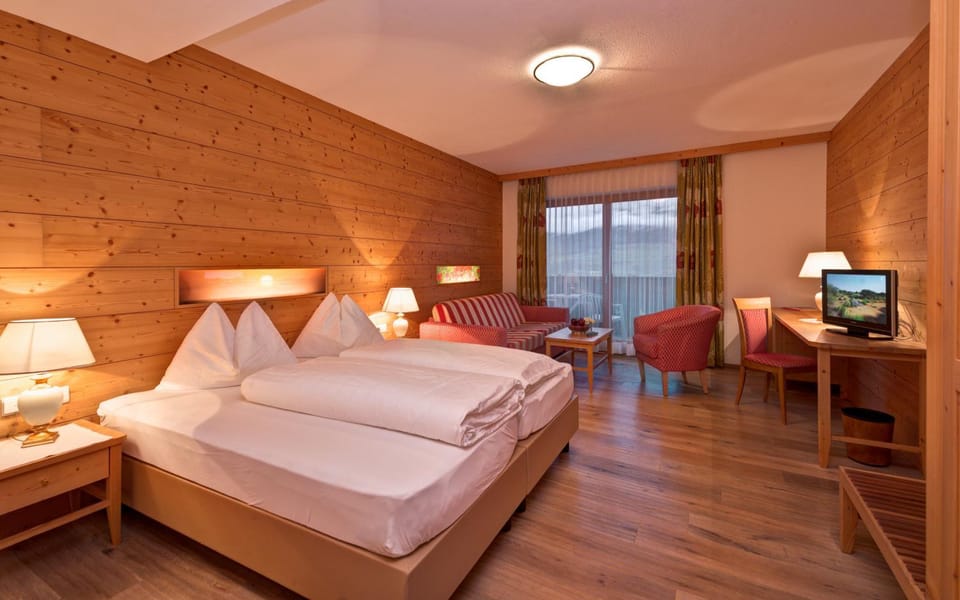 Bed, Photo of the whole room