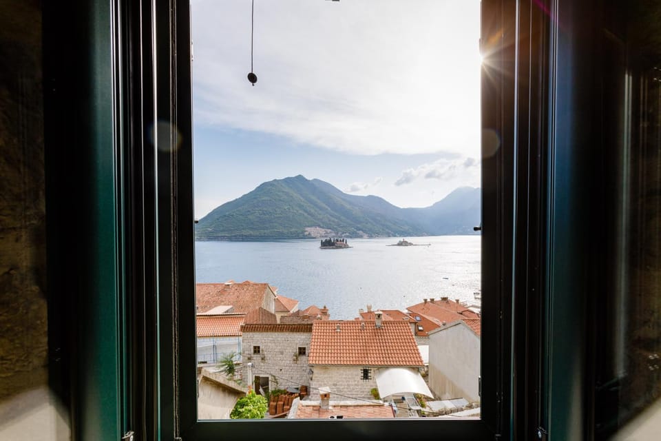 Perast Venetian Jewel House - Stunning View House in Kotor Municipality