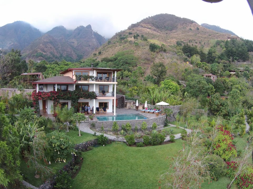 Bird's eye view, Lake view, Mountain view, Pool view