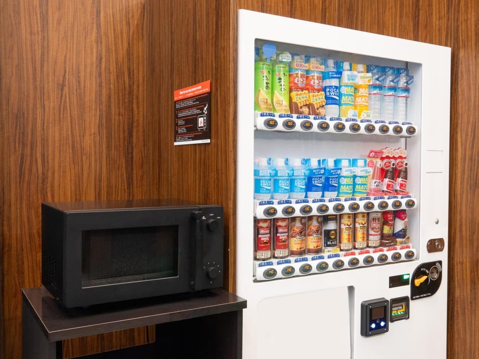 microwave, vending machine