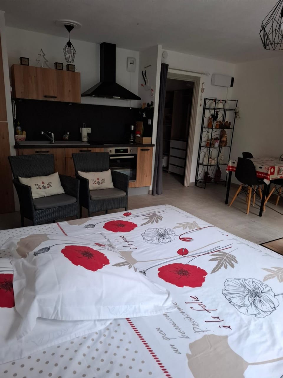 Living room, Bedroom