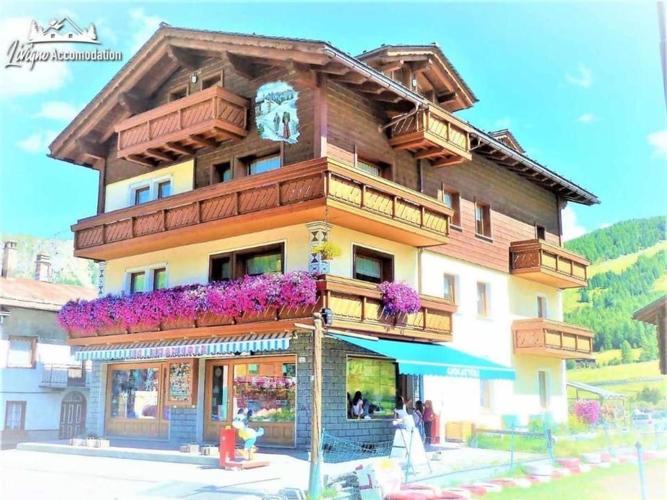 La Sorgente Matteo by Livigno Accomodation Apartment in Canton of Grisons