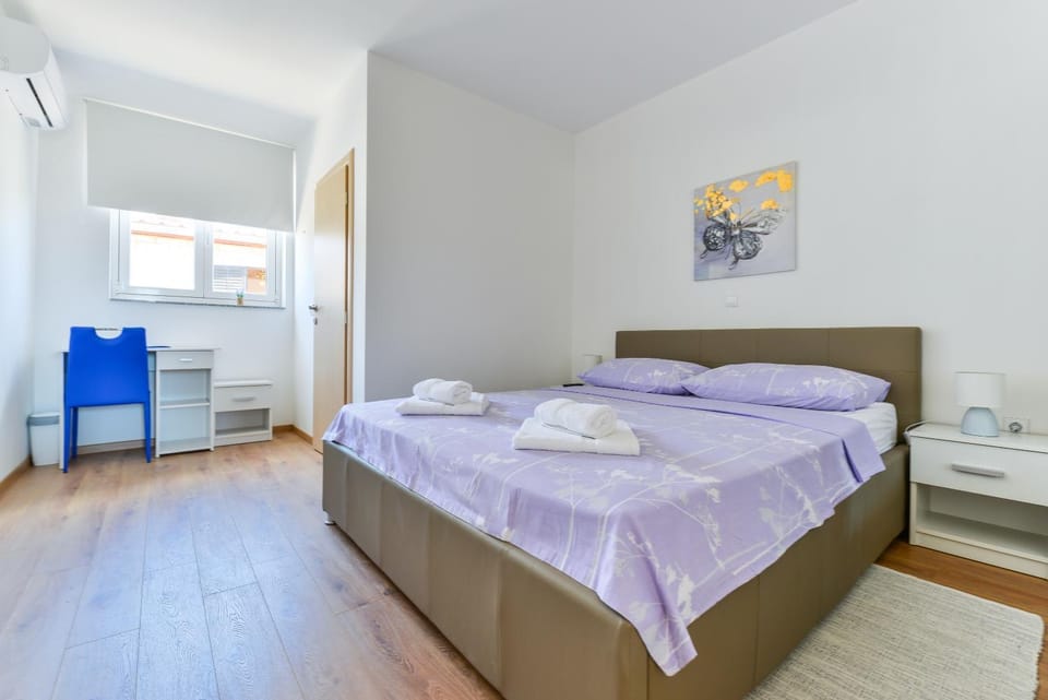 Apartmani CRYSTAL Vir Apartment in Zadar County