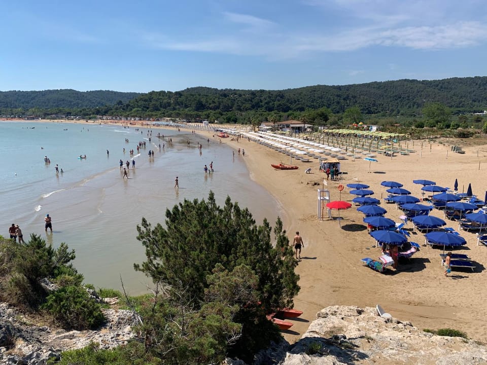 RESIDENCE EMARINE con SERVIZIO SPIAGGIA INCLUSO Apartment hotel in Province of Foggia