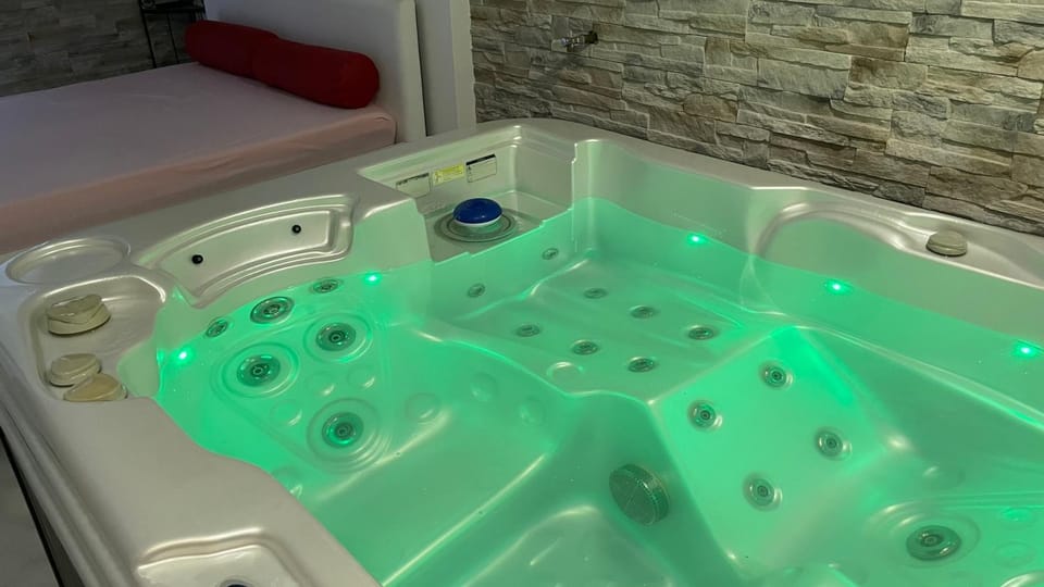 Hot Tub