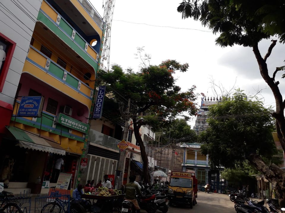 Property building, On-site shops