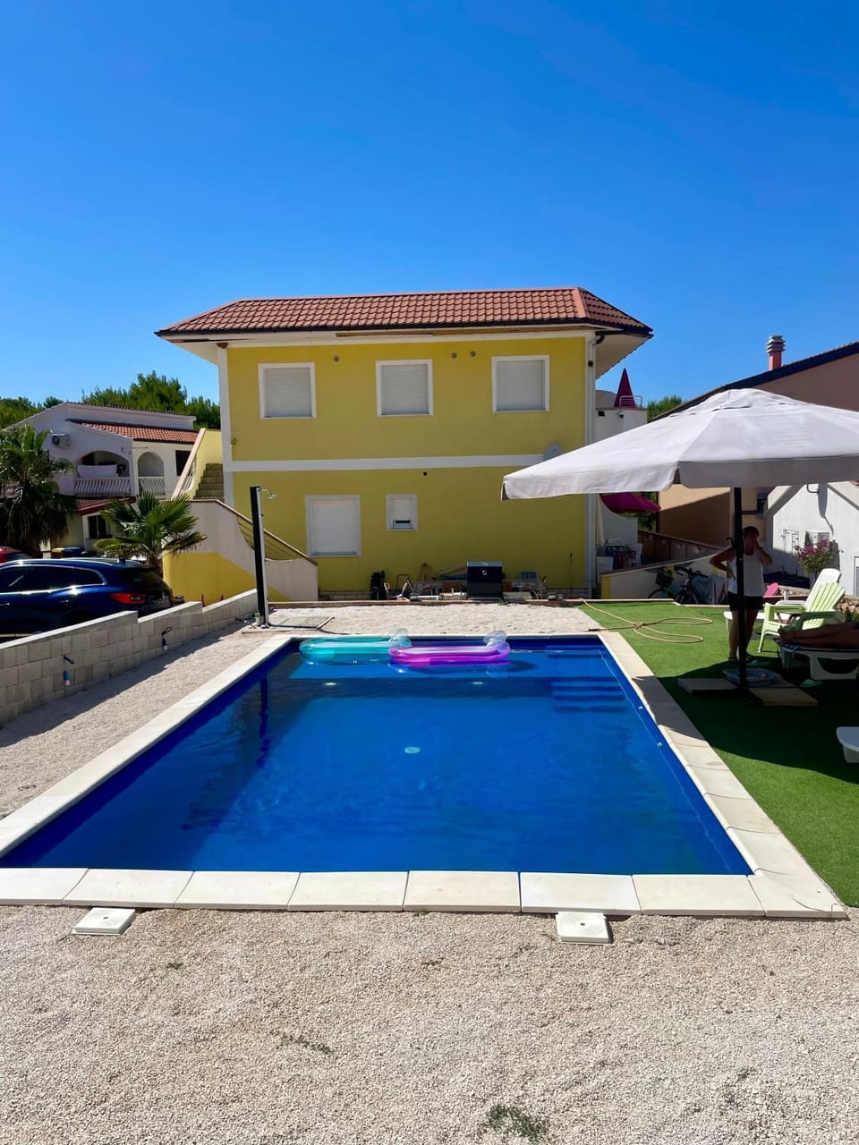 Swimming pool