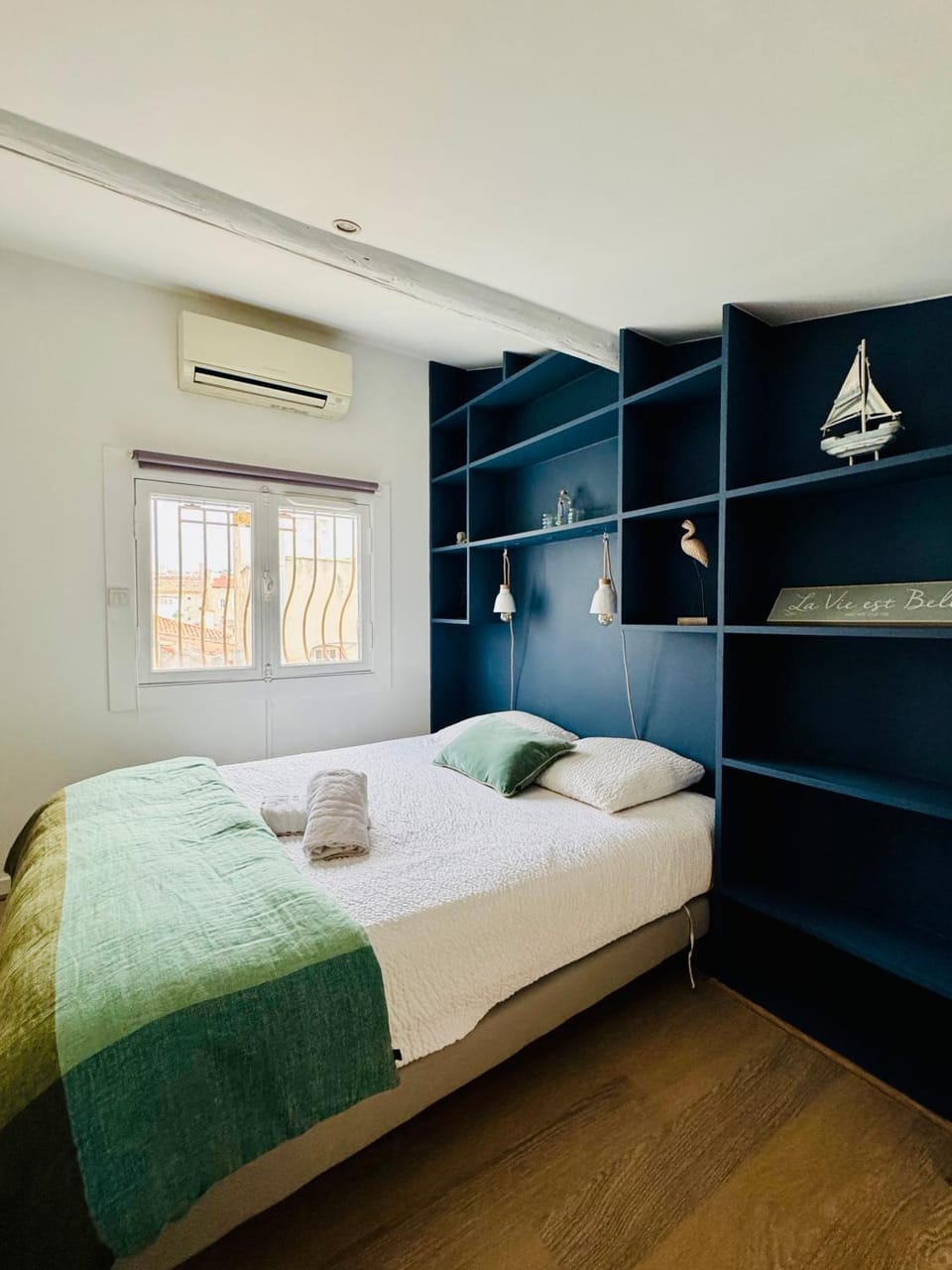 Superbe Loft vue Vieux Port en 1ère ligne Apartment in Marseille