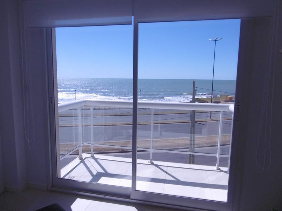 DEPTOS VIP en EDIFICIO FRENTE AL MAR-ZONA CONSTITUCION Apartment in Mar del Plata