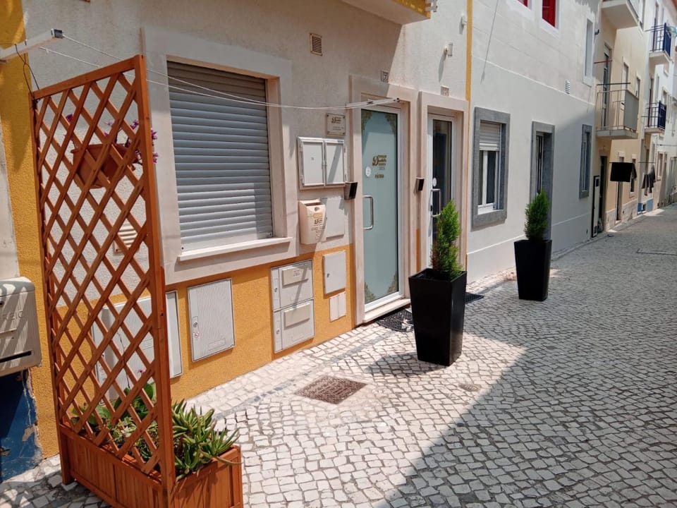 FerhouseDreams-Praia Apartment in Nazaré