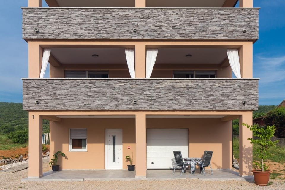 Property building, Balcony/Terrace