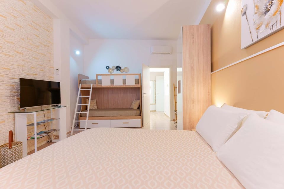 Montellino's Suite Oro Bed and Breakfast in Sardinia