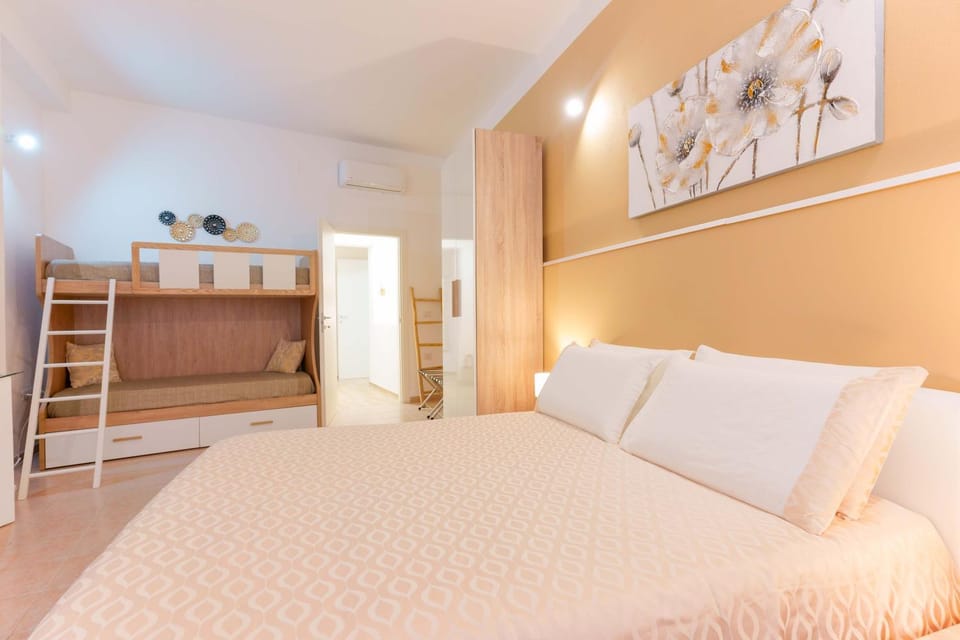 Montellino's Suite Oro Bed and Breakfast in Sardinia