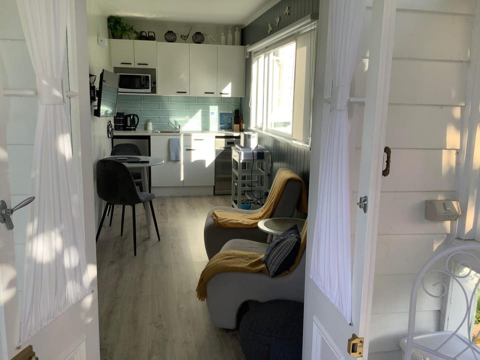 Chelsea House Bed & Breakfast Bed and Breakfast in Whangārei