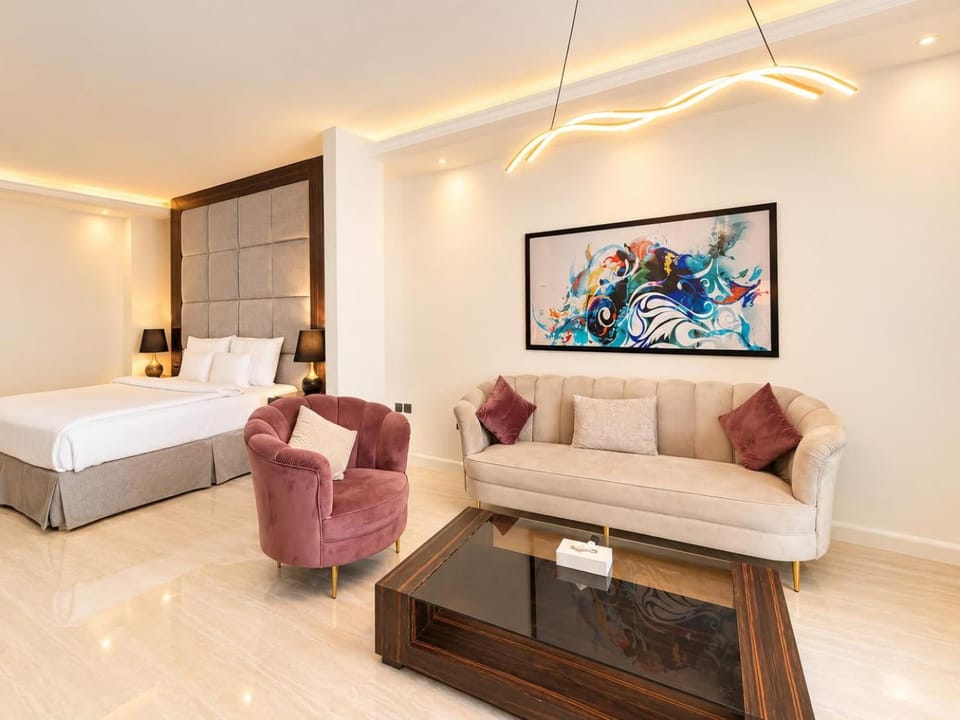 Photo of the whole room, Seating area, Bedroom