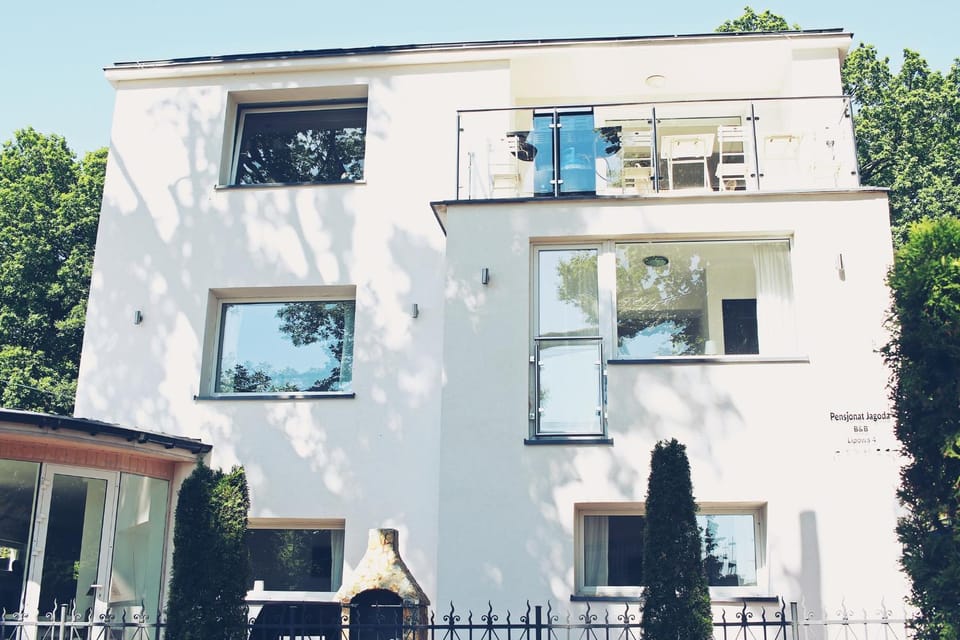 Property building, Day, Bird's eye view