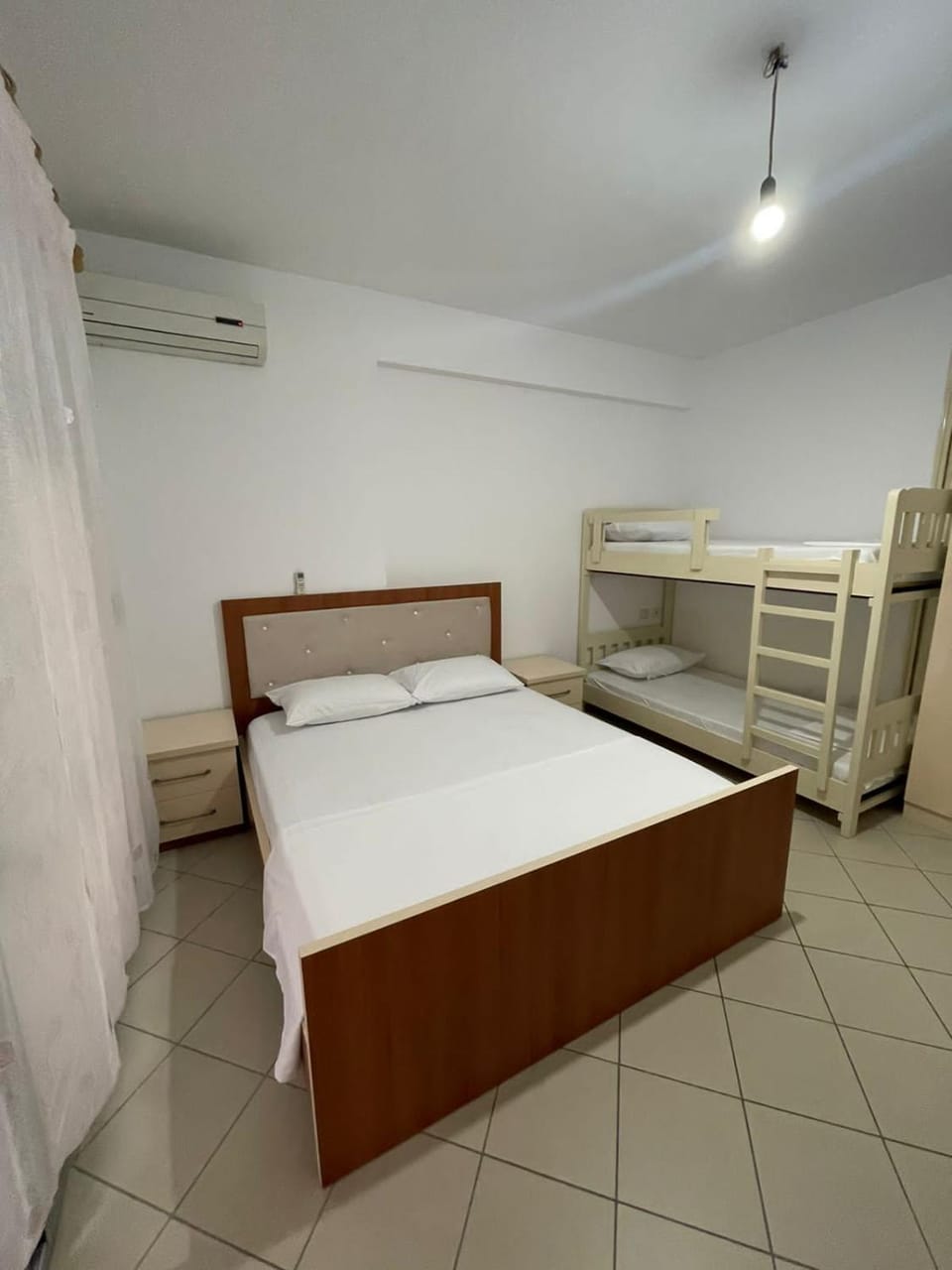 Sea View Marina Apartment Vlore Apartment in Vlorë