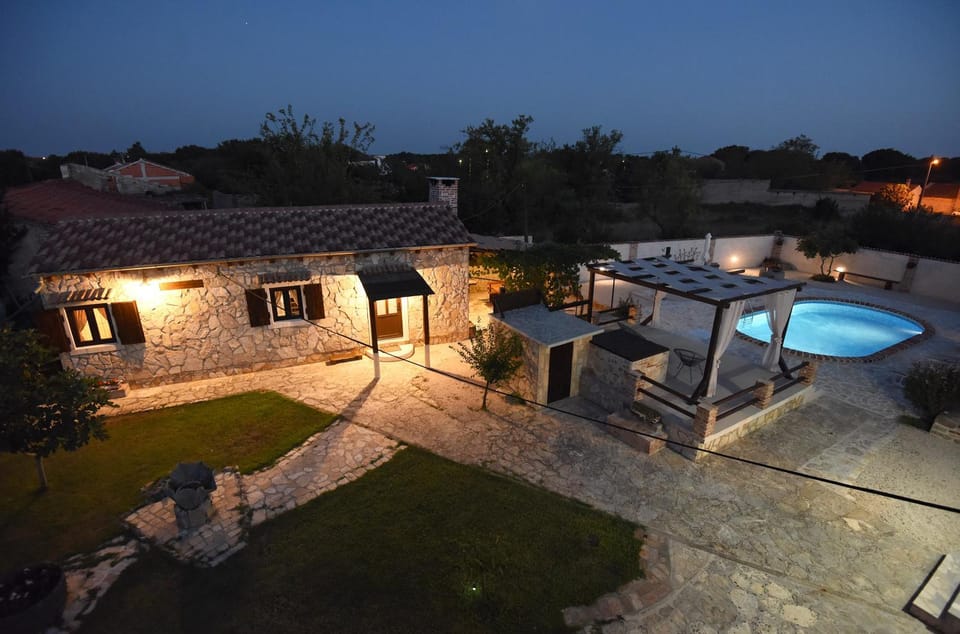 House & Apartment Palača House in Zadar County