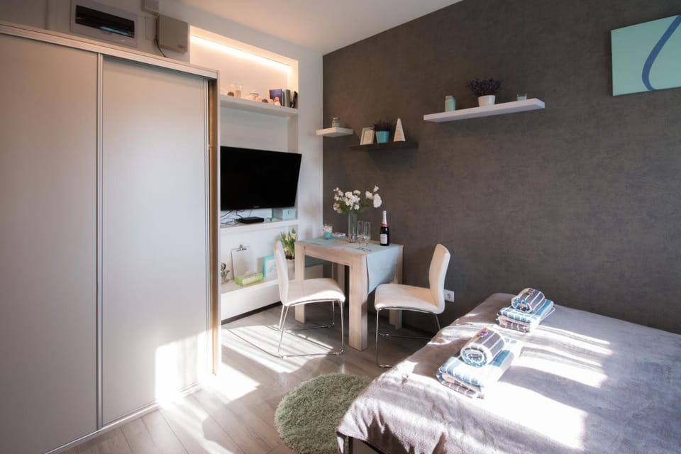 Petra's Tranquil Nest in Downtown Budapest Apartment in Budapest