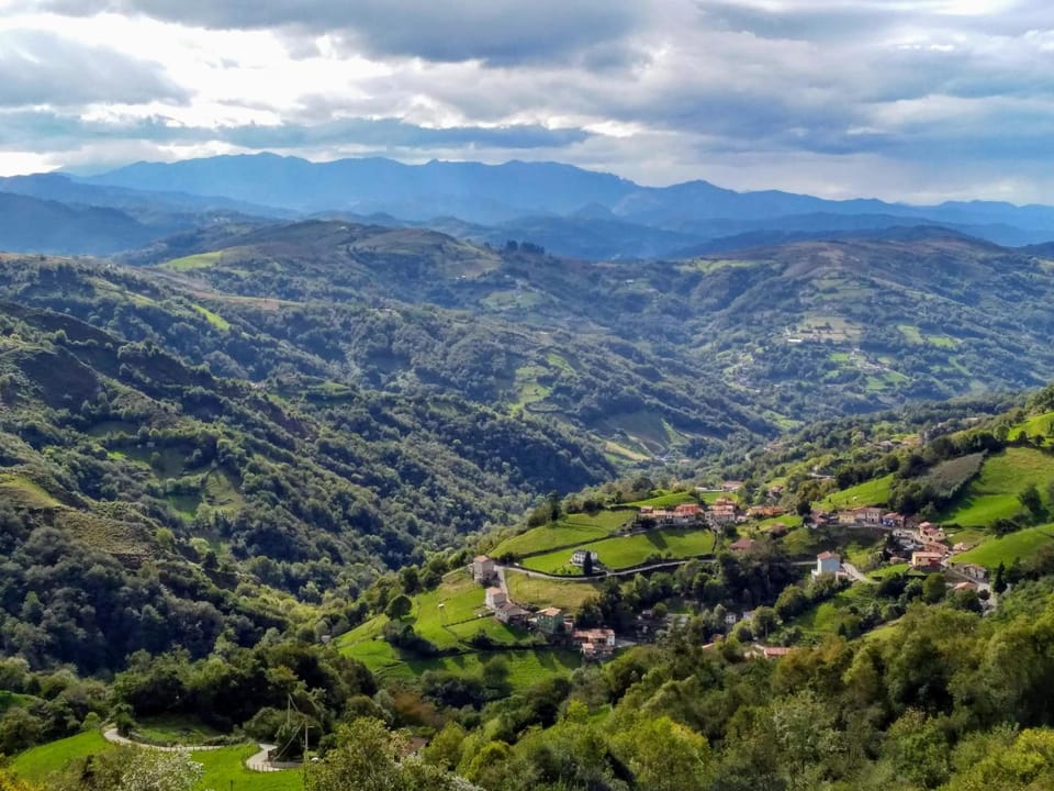 Natural landscape, Hiking