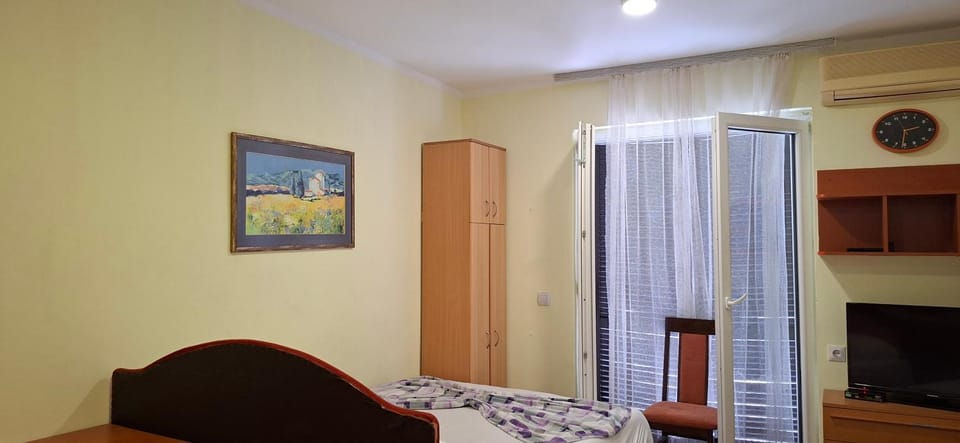 Sunčani apartman 2-Vila Amfora Apartment in Budva
