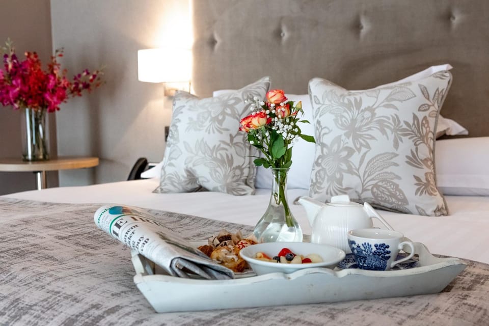 Gleesons Townhouse Booterstown Hotel in Dublin