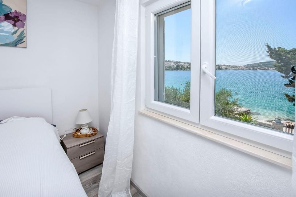 Bedroom, Sea view