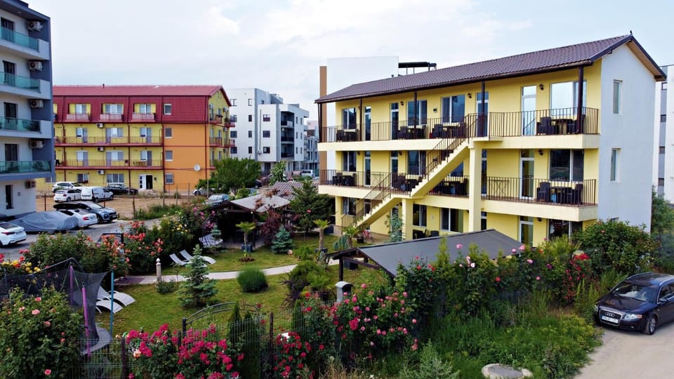 Santa Maria Bed and Breakfast in Constanța County