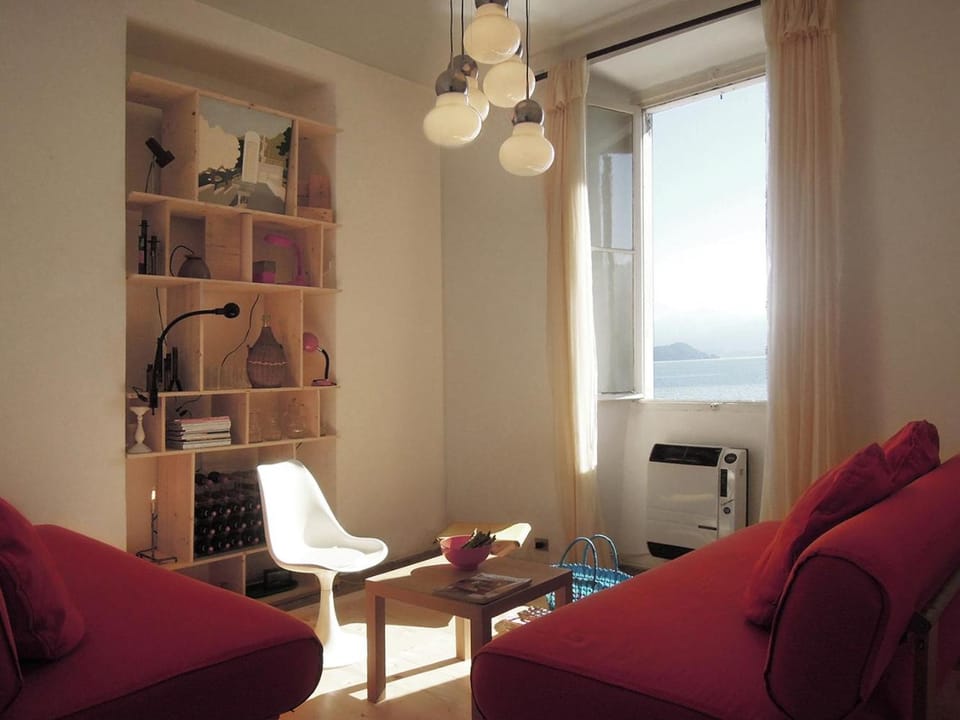 Charming house with the private dock I House in Canton of Ticino