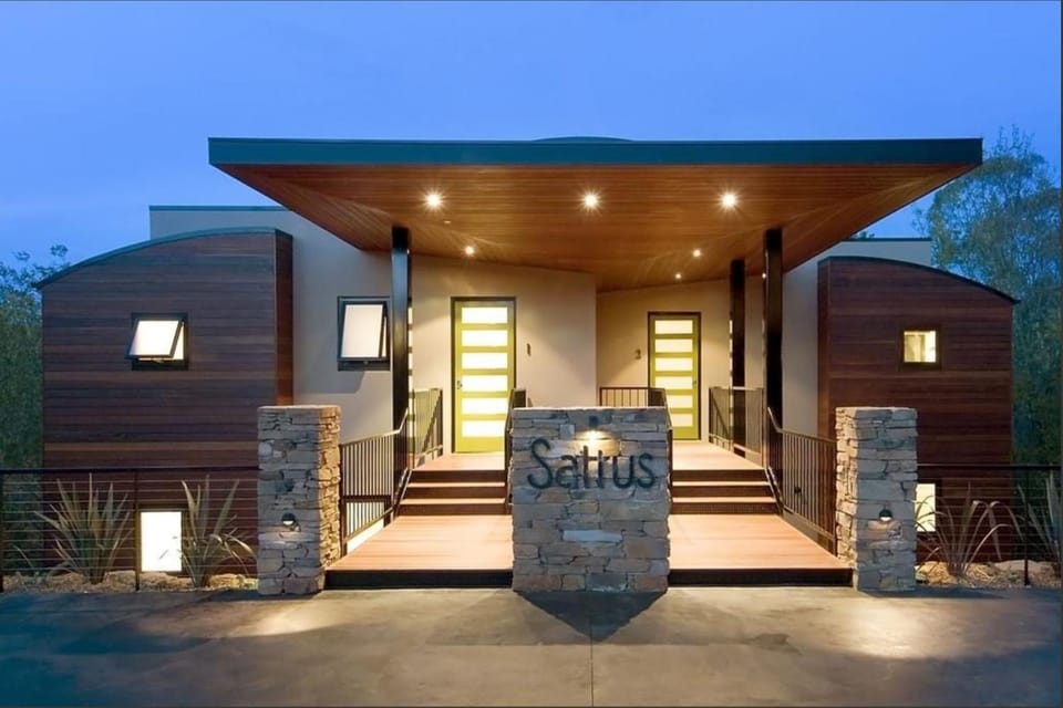 Saltus One bedroom- luxury and panoramic views Apartment in Victoria