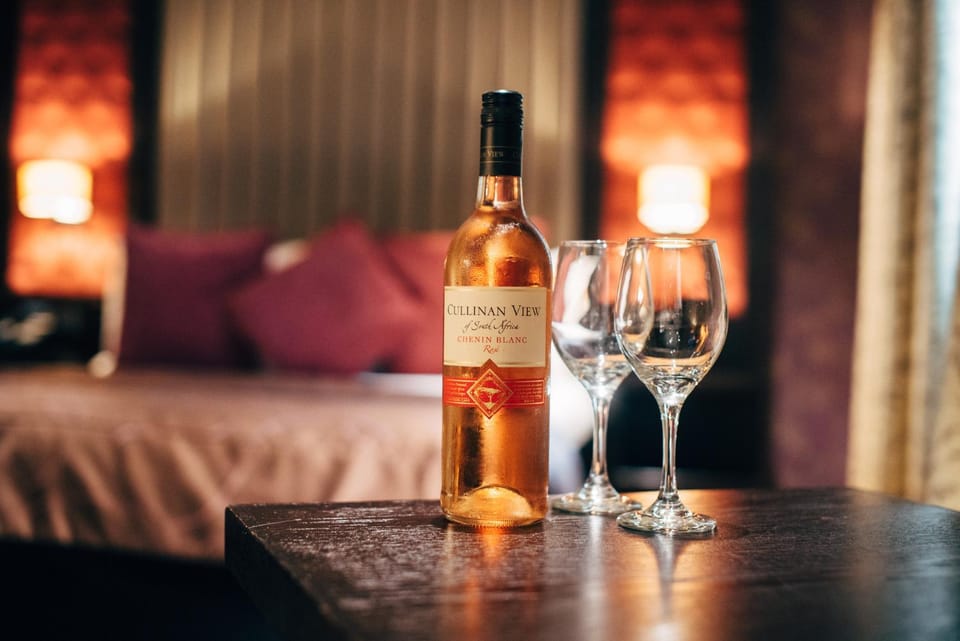 Bed, Alcoholic drinks